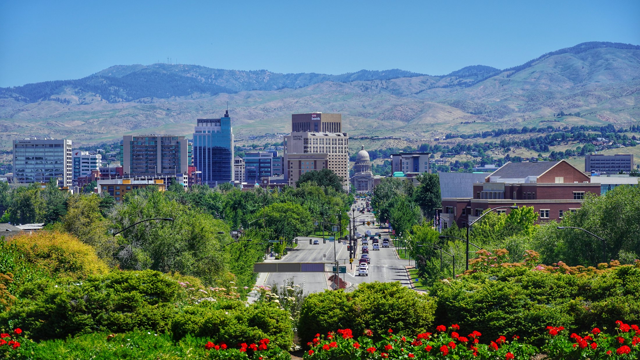 Boise skyline with the foothills behind